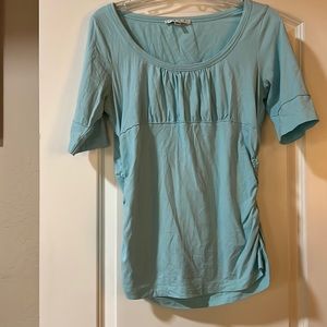 Women’s Lg Short Sleeved Ruched side Mint top